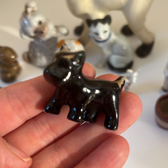 A lot of 12 vintage mini sculptures cats/dogs/dear/squirrel/toby jug - Picture 8 of 14